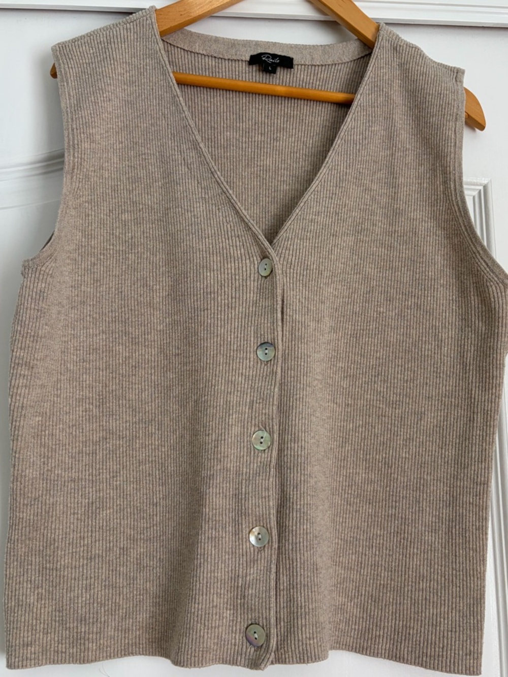 Rails Ribbed Knit Sweater Vest Taupe Beige Button Front Sleeveless Top L